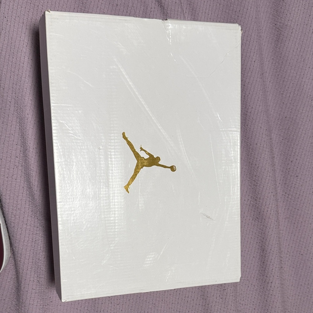 Women’s Air Jordan 1 Mid SE - Picture 10 of 13